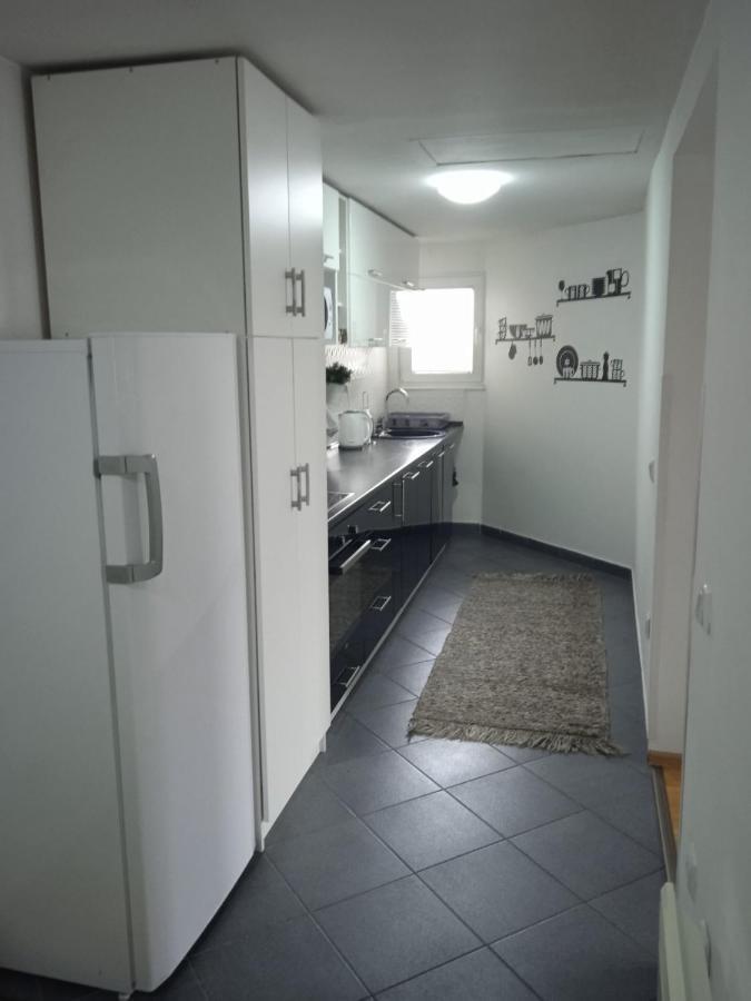 Apartment Hrvatin No 5 *